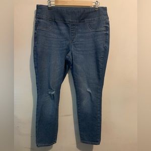 Sonoma jeggings. Size 16s